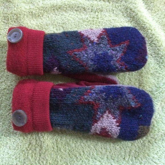 Jack & Mary Designs Accessories - Handmade Wool Mittens